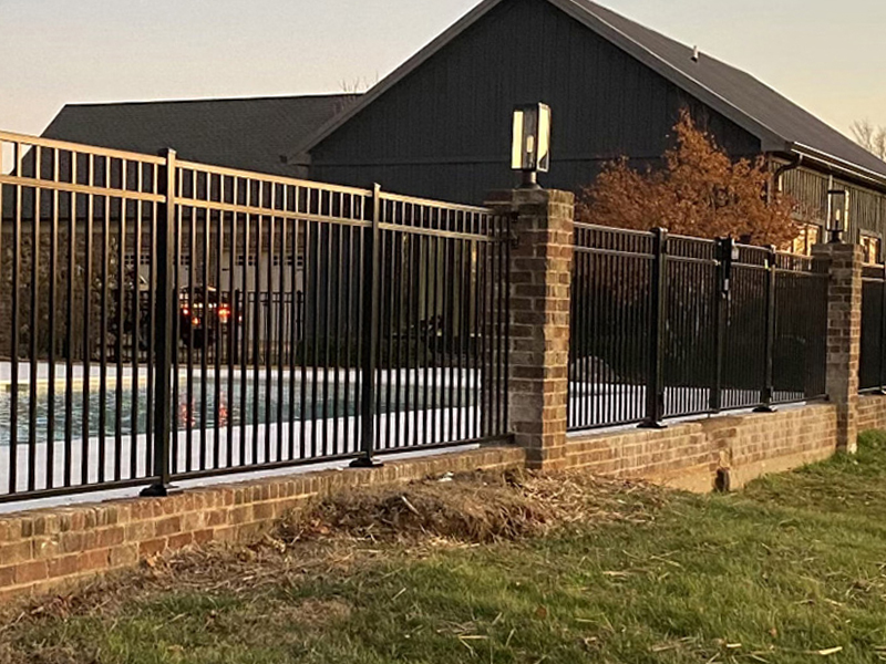 Aluminum fence solutions for the Murfreesboro Tennessee area