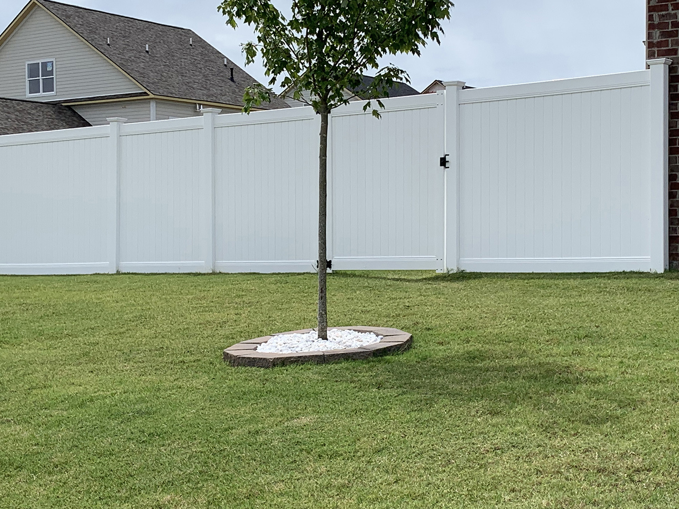 Nashville Tennessee vinyl privacy fencing